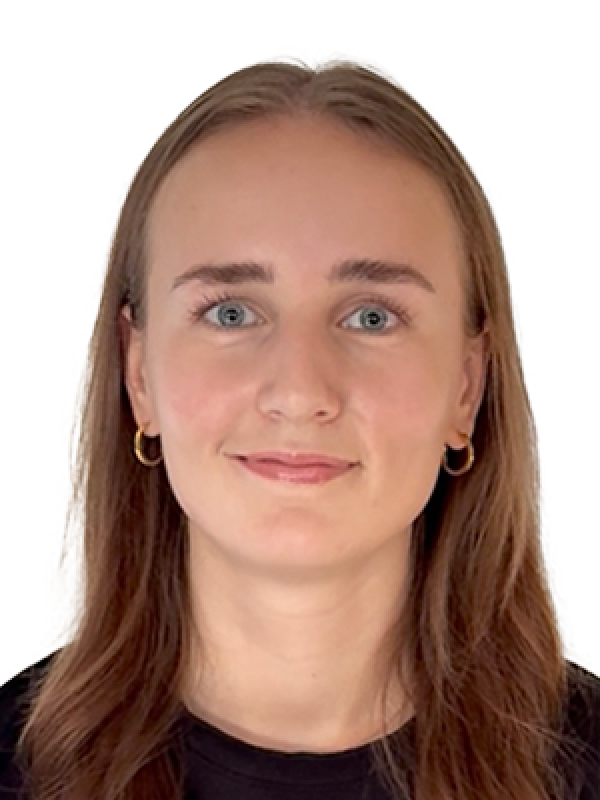 anjaj-Nielsen-fritlagt-profil-billede-300x450